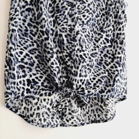 BEACH-LUNCH-LOUNGE Tie Front Leopard Button Down Top Sz XS - Picture 3 of 4